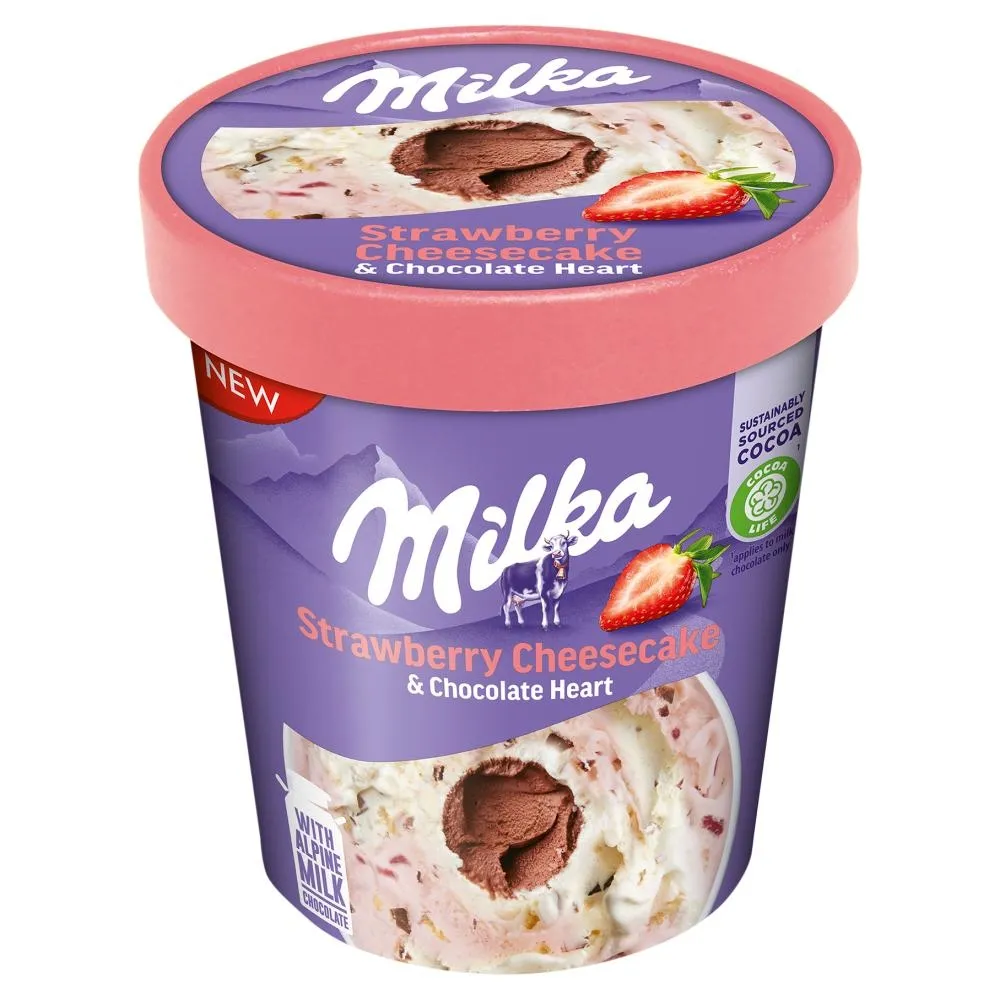 Milka Lody o smaku sernika z wsadem truskawkowym z musem czekoladowym z kawałkami ciastek 480 ml